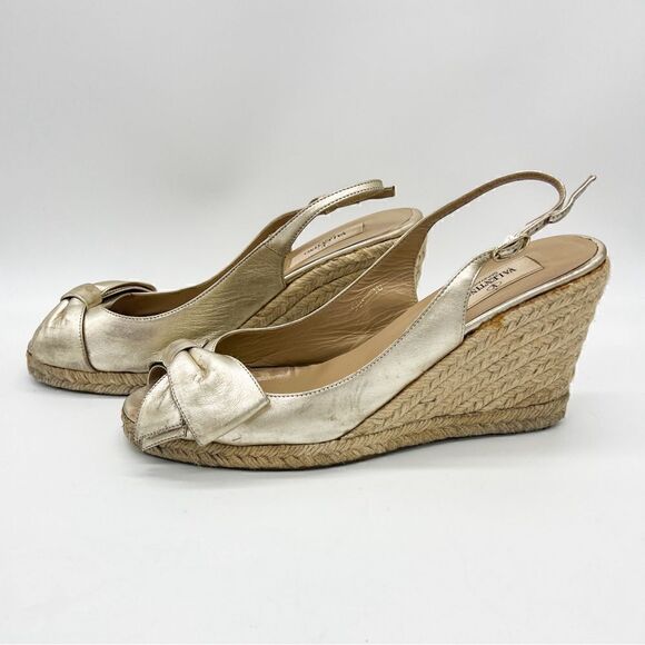 Valentino Garavani “Mena” Peep Toe Espadrille Wedge in Metallic Gold, Size 40 - Picture 4 of 10